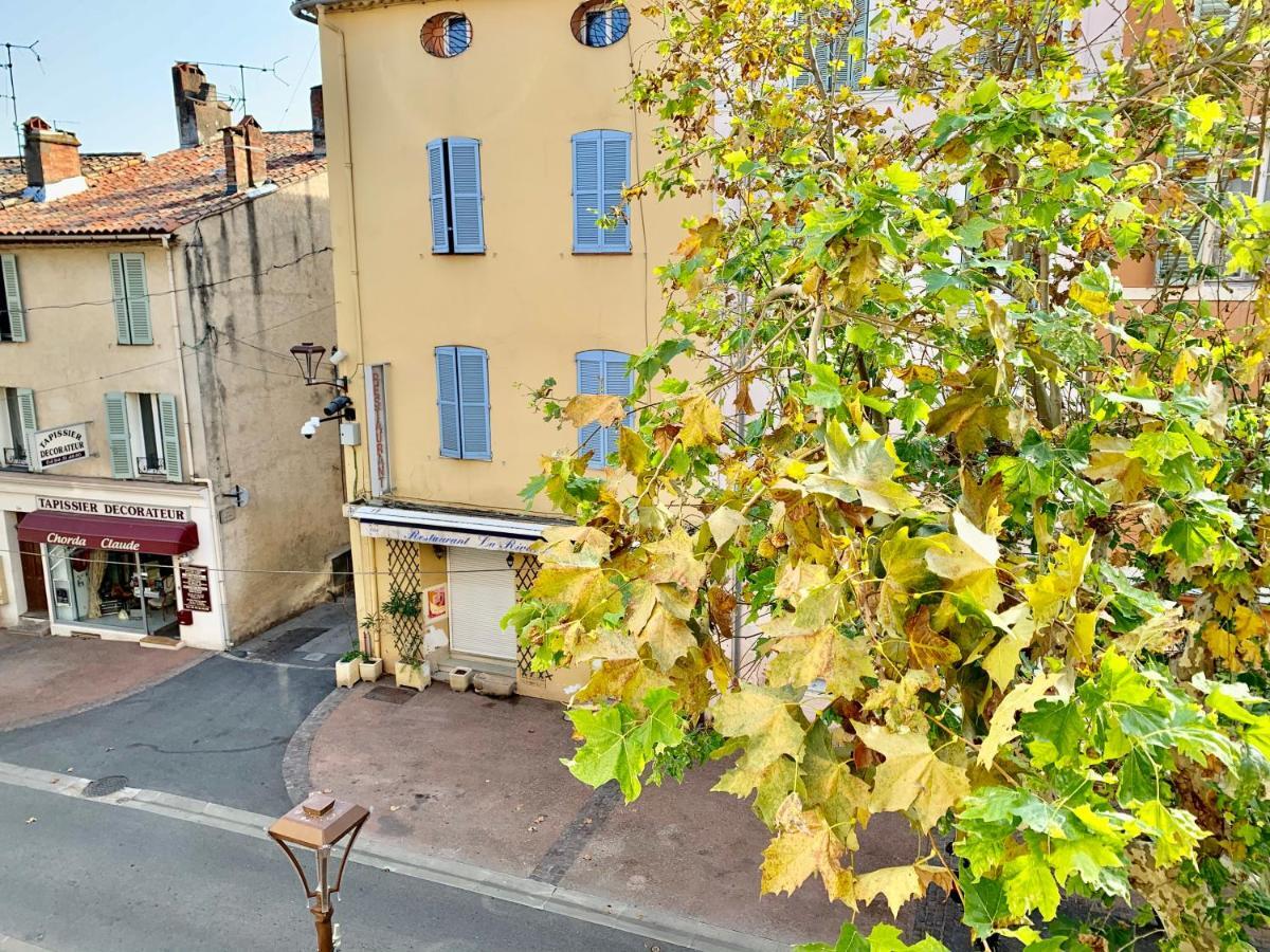 Splendide Studio Au Coeur Historique De Frejus Appartement Buitenkant foto